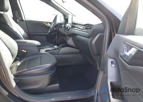 2025 Ford Escape St-Line z USA, uszkodzony, nr VIN 1FMCU0MN6SUB22909